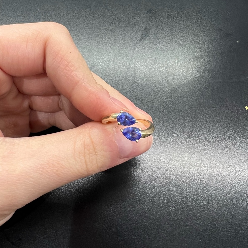 14KYG 1.43 CARAT TANZANITE LEVIAN RING